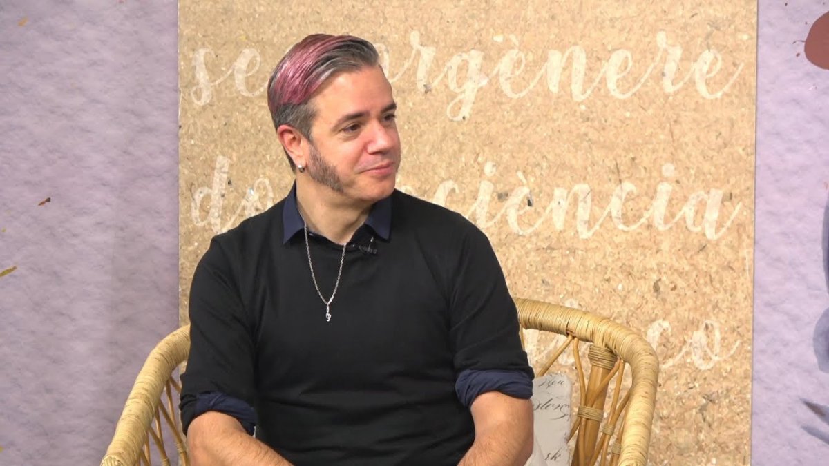 Arnau Tordera, al plató d'EL 9 TV