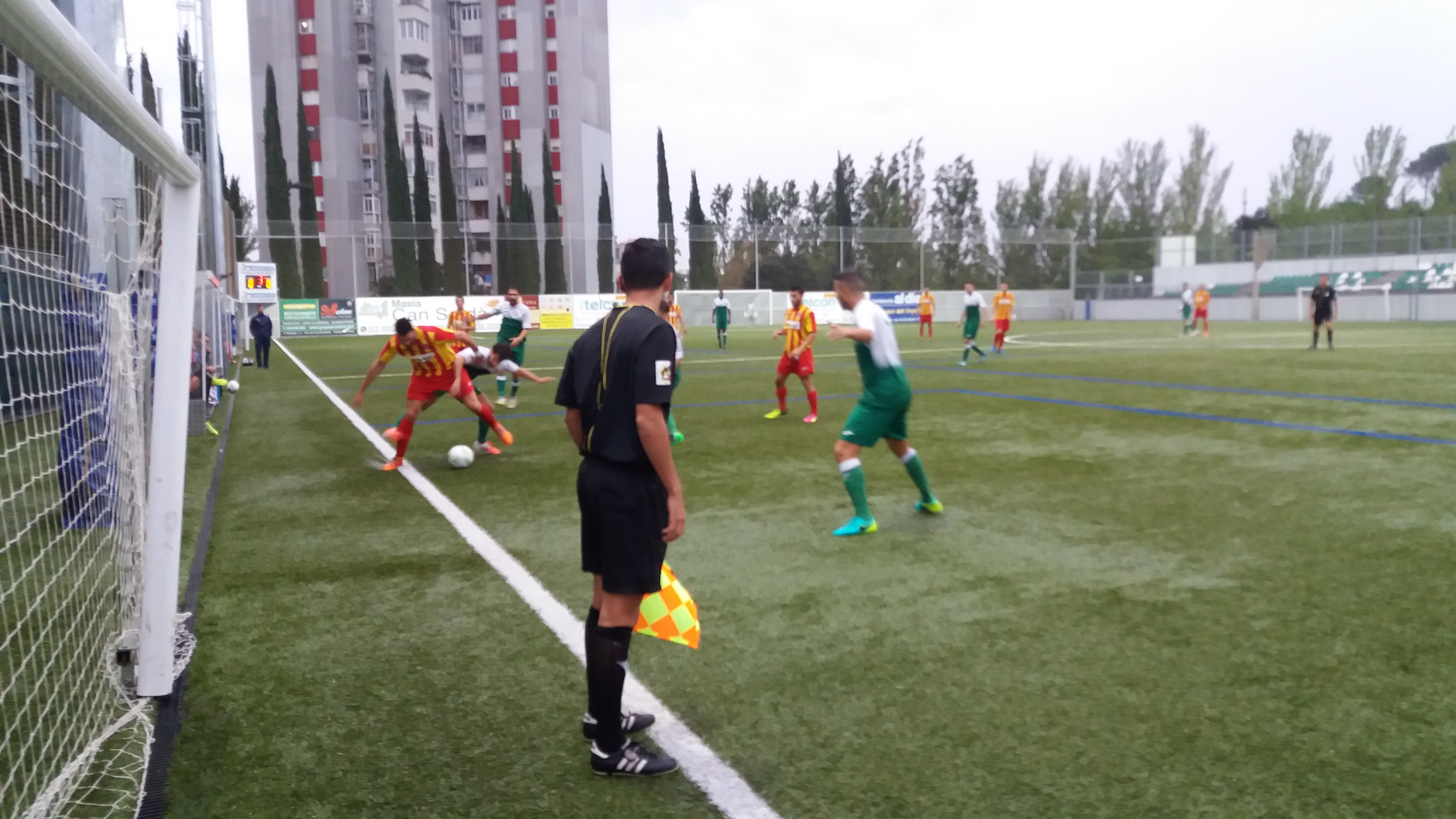 El partit a Cerdanyola es va disputar sota la pluja
