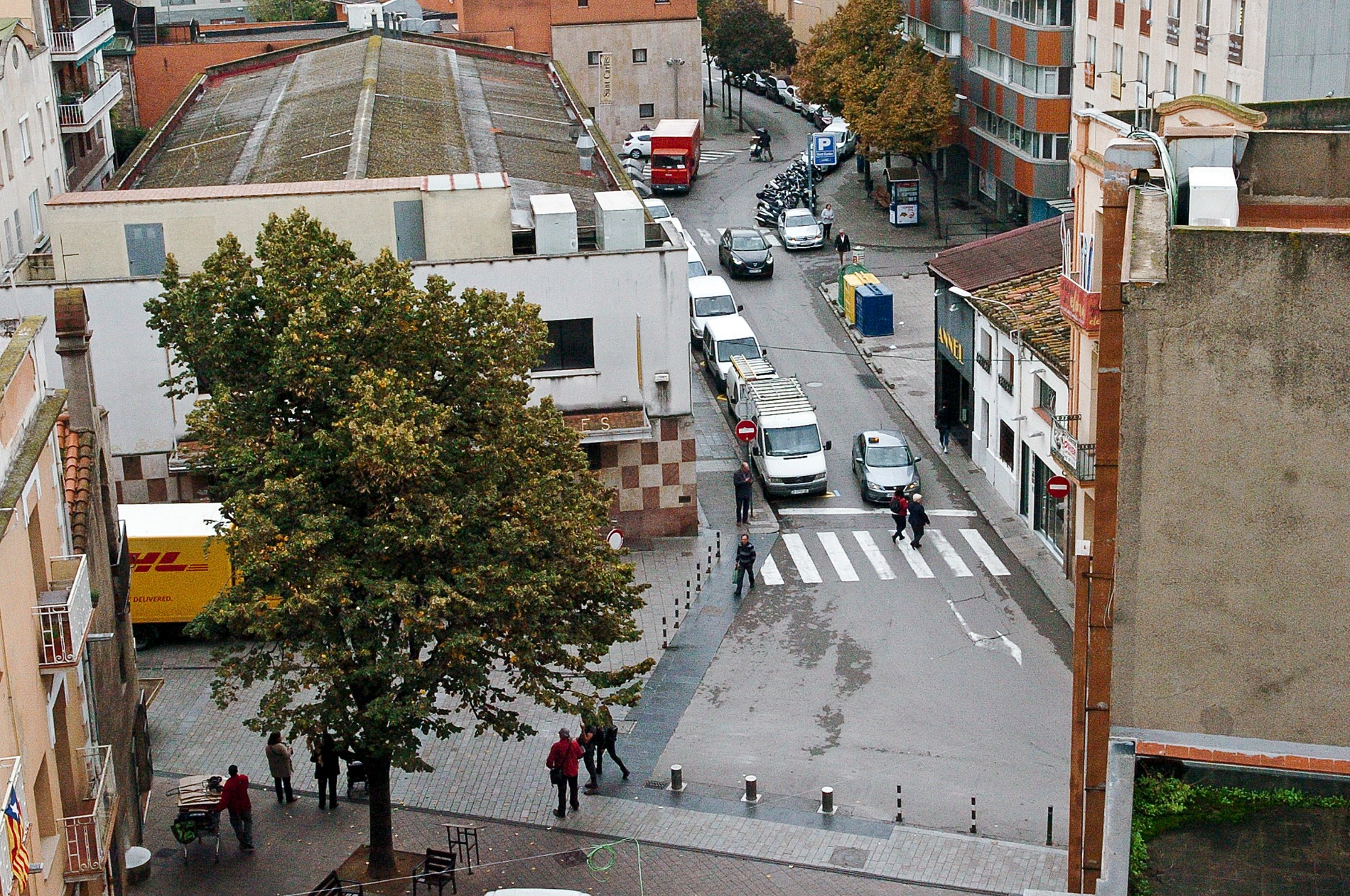 Imatge del carrer Sant Jaume, al tram entre Sant Josep i la plaça de la Caserna