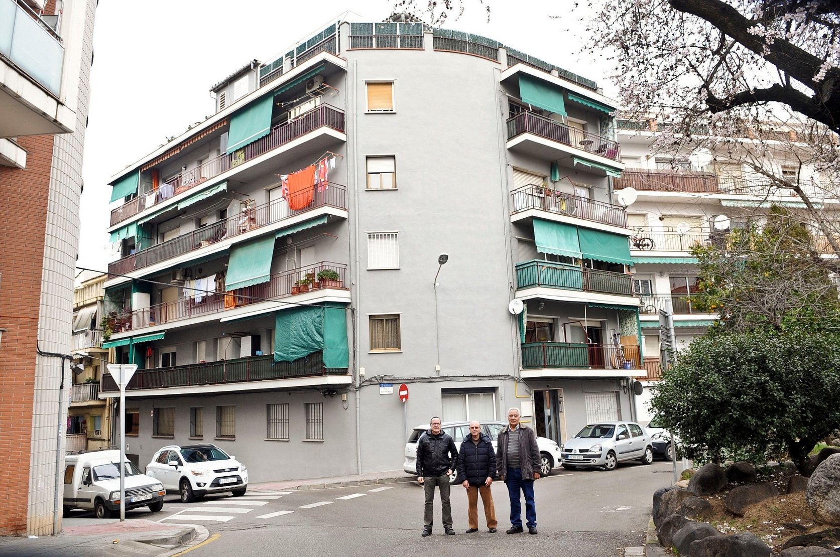 Un dels blocs de pisos que es va acollir a les opcions de reforma previstes al Pla de Barris de Bellavista