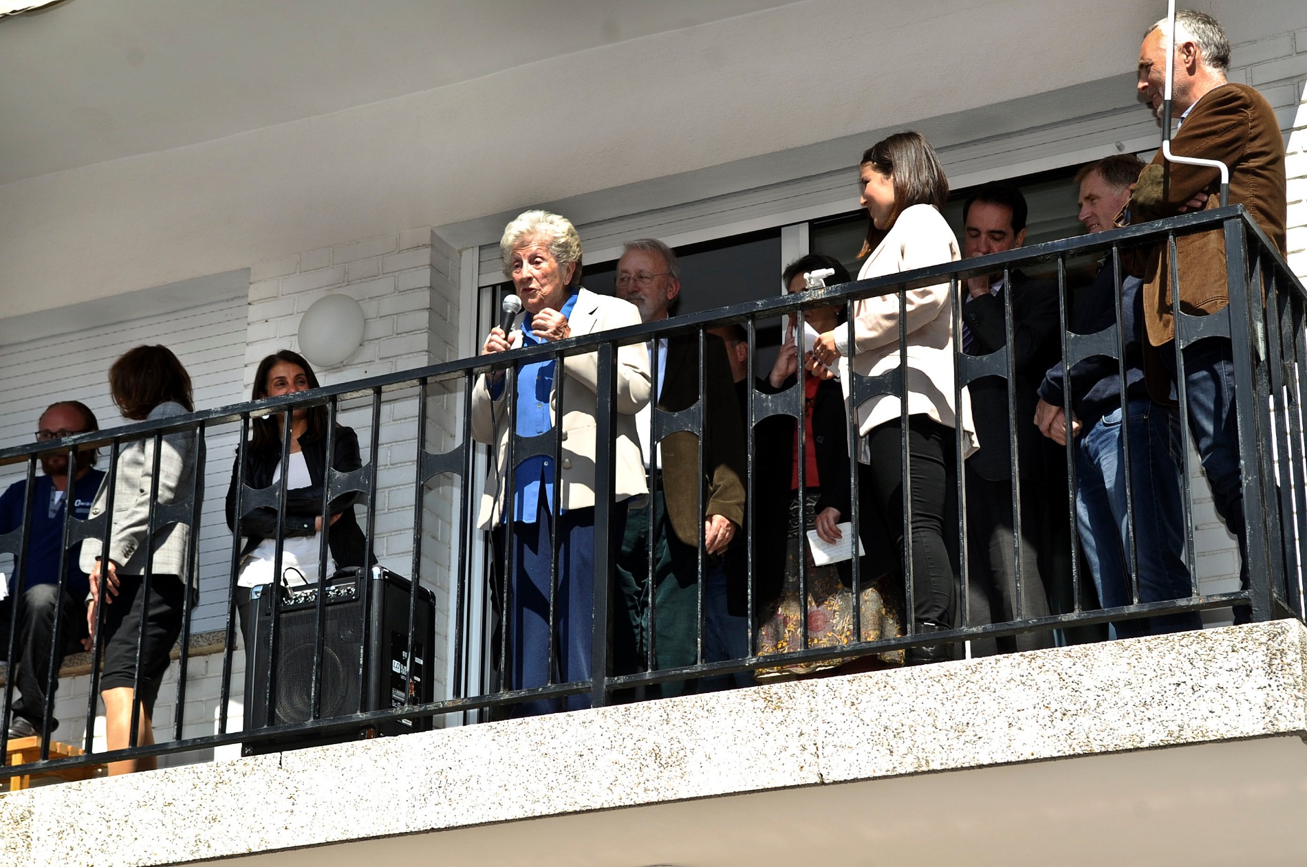 La presidenta d'honor de la Fundació Bell-lloc, Lluïsa Oller, intervé durant la inauguració de la reforma de la llar residència