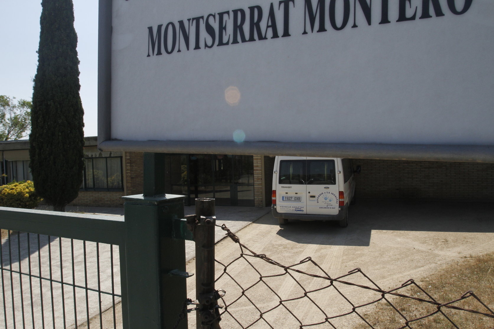 Exterior del Centre d'Educació Especial Montserrat Montero