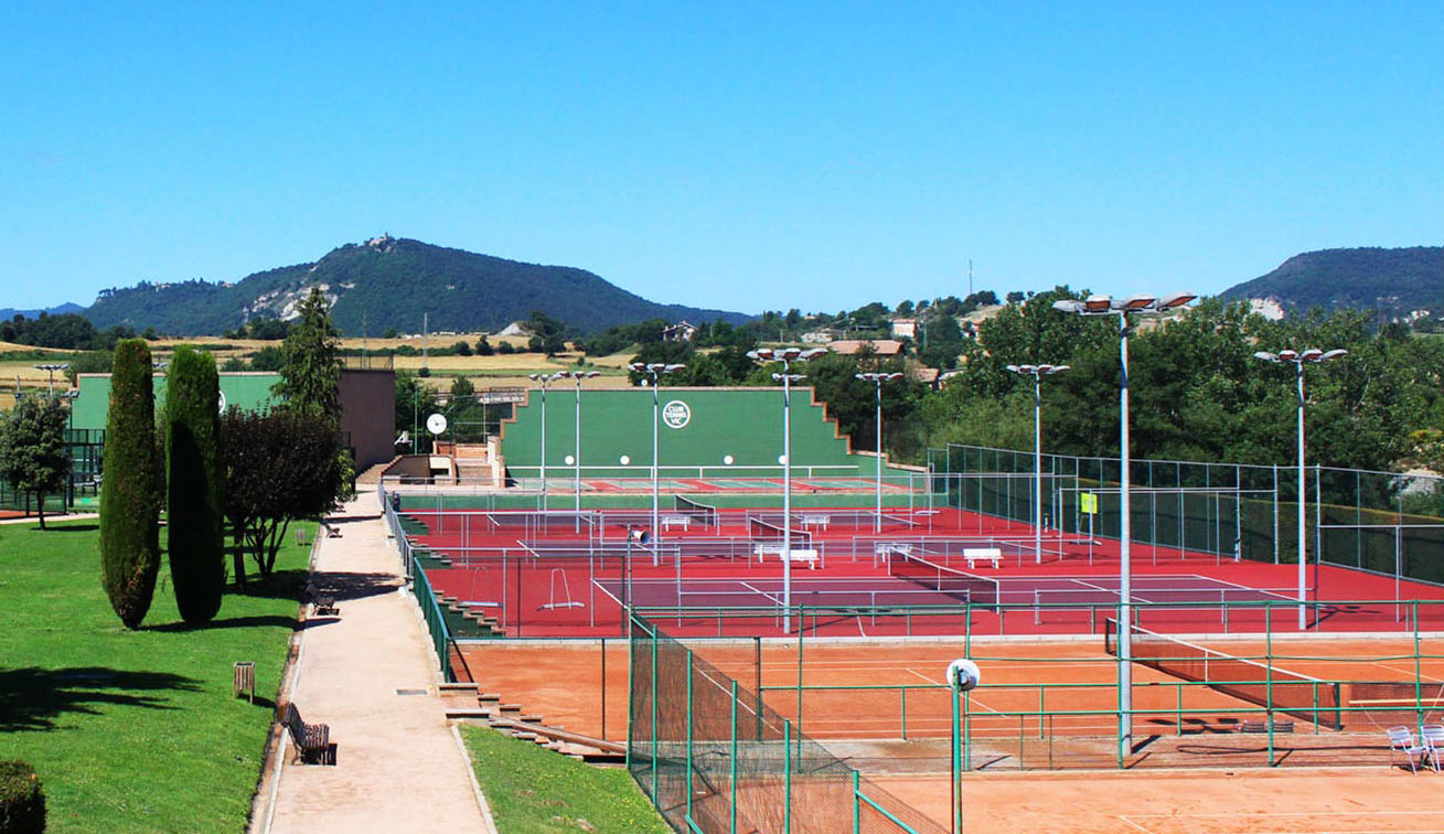 Els partits es disputaran al Club Tennis Vic, coorganitzador del trofeu