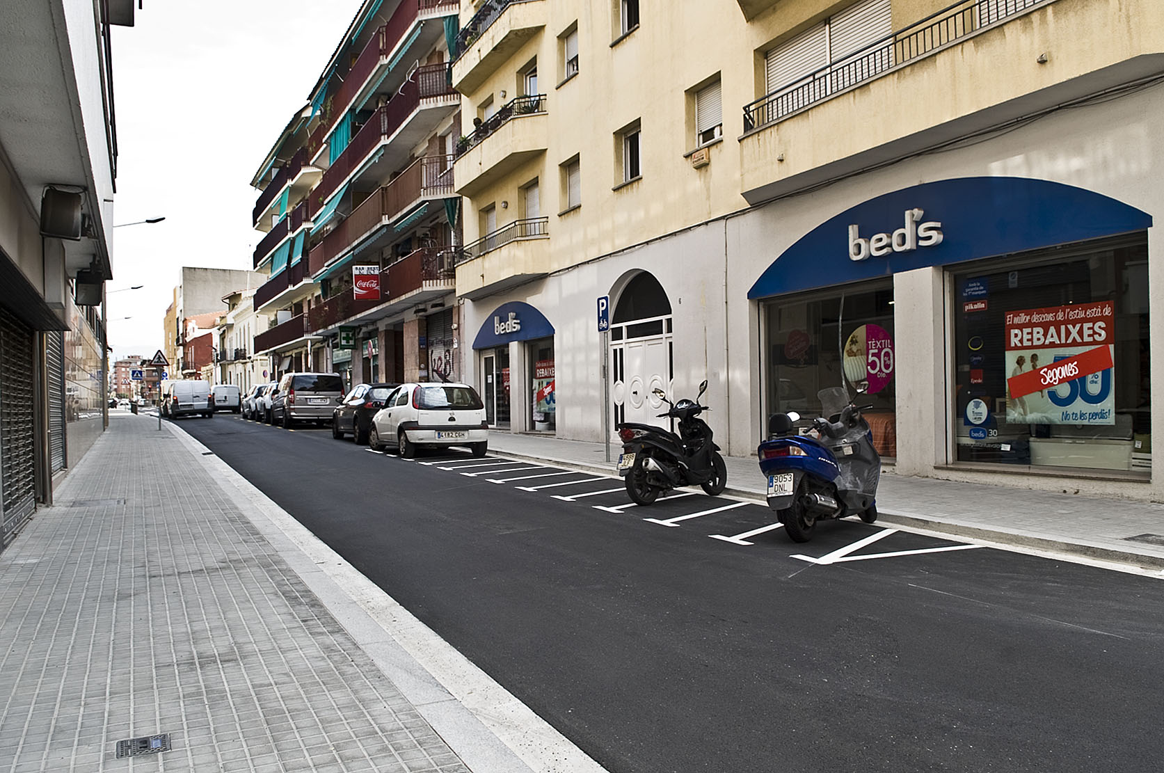 Al sector més proper al carrer del Rec s'han habilitat dotze places d'aparcament per a motos