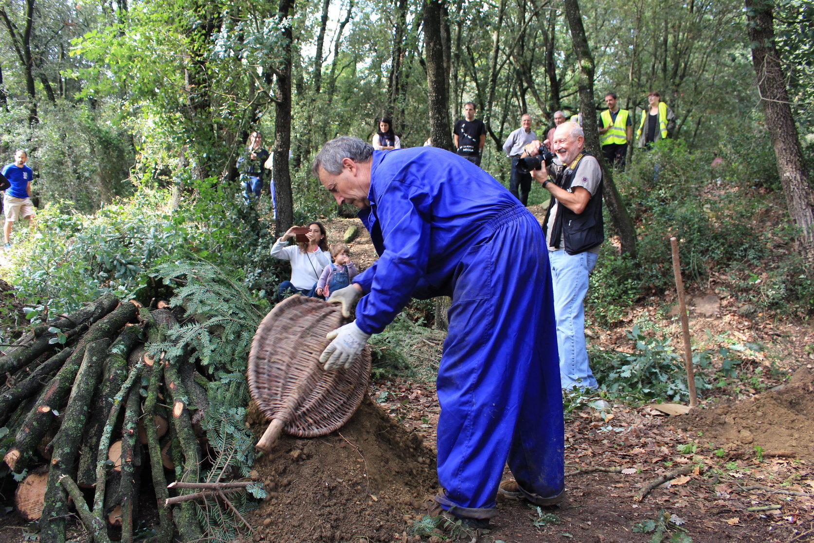 En la primera edició de la Setmana del Bosc es va celebrar una mostra de treballs i oficis forestals