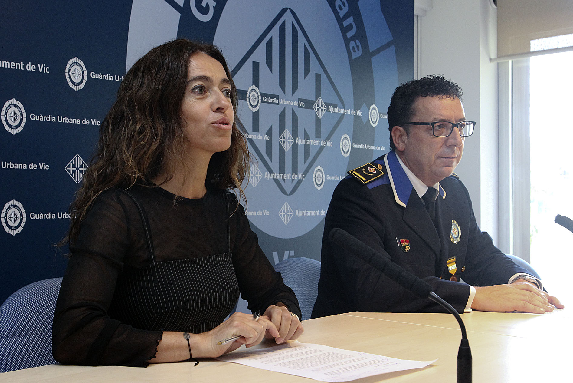 Susagna Roura i Antoni Jurjo, inspector de la Guàrdia Urbana de Vic