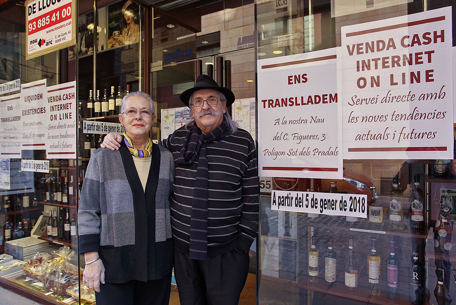 Lourdes Arasa i Miquel Bofill, aquesta setmana davant del Celler d'Osona, que es trasllada