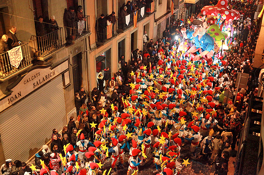 Foto d'arxiu del Carnaval de Torelló,  un dels més multitudinaris de  Catalunya