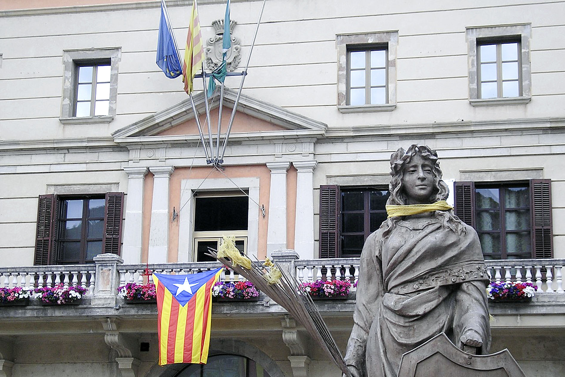 La bandera espanyola seguirà absent a la façana