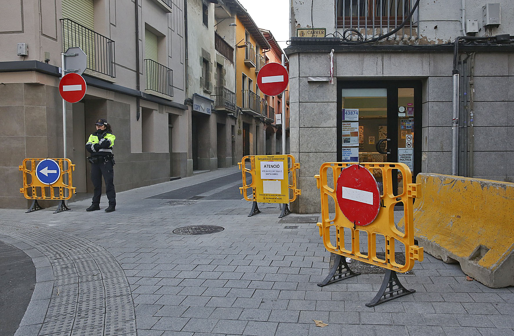 Imatge del carrer Sant Bartomeu, dijous a la tarda