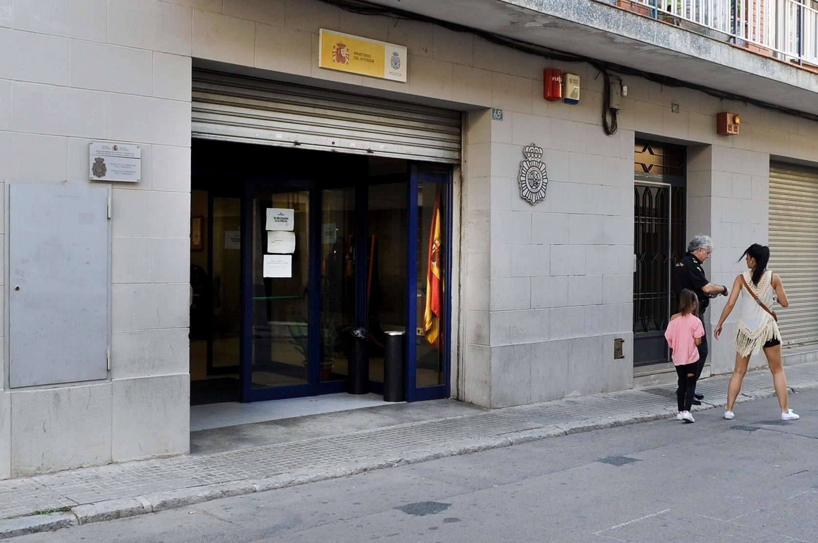 Les oficines on la Policia tramita el DNI al carrer Ricomà de Granollers