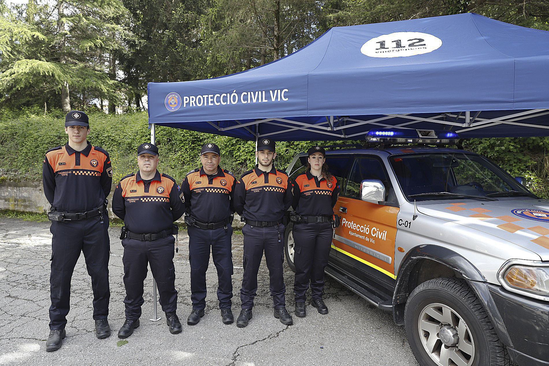 Grup de voluntaris de Protecció Civil a Vic