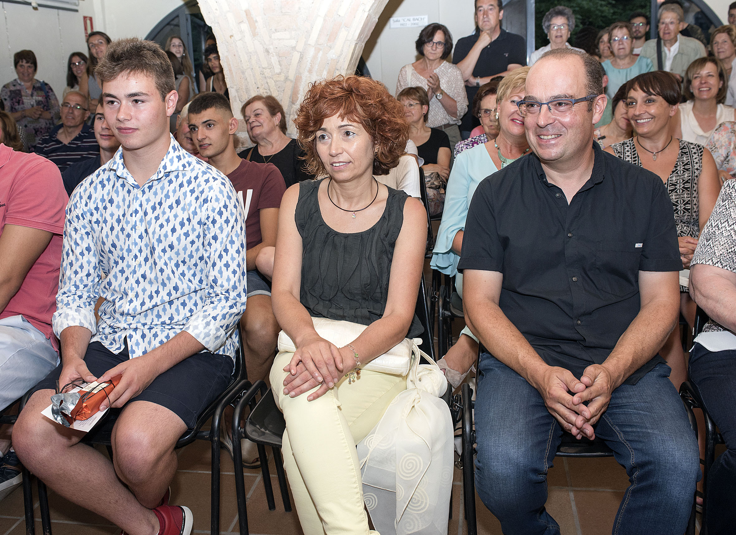 Marc Canadell, al costat dels seus pares, el dia que va recollir el premi