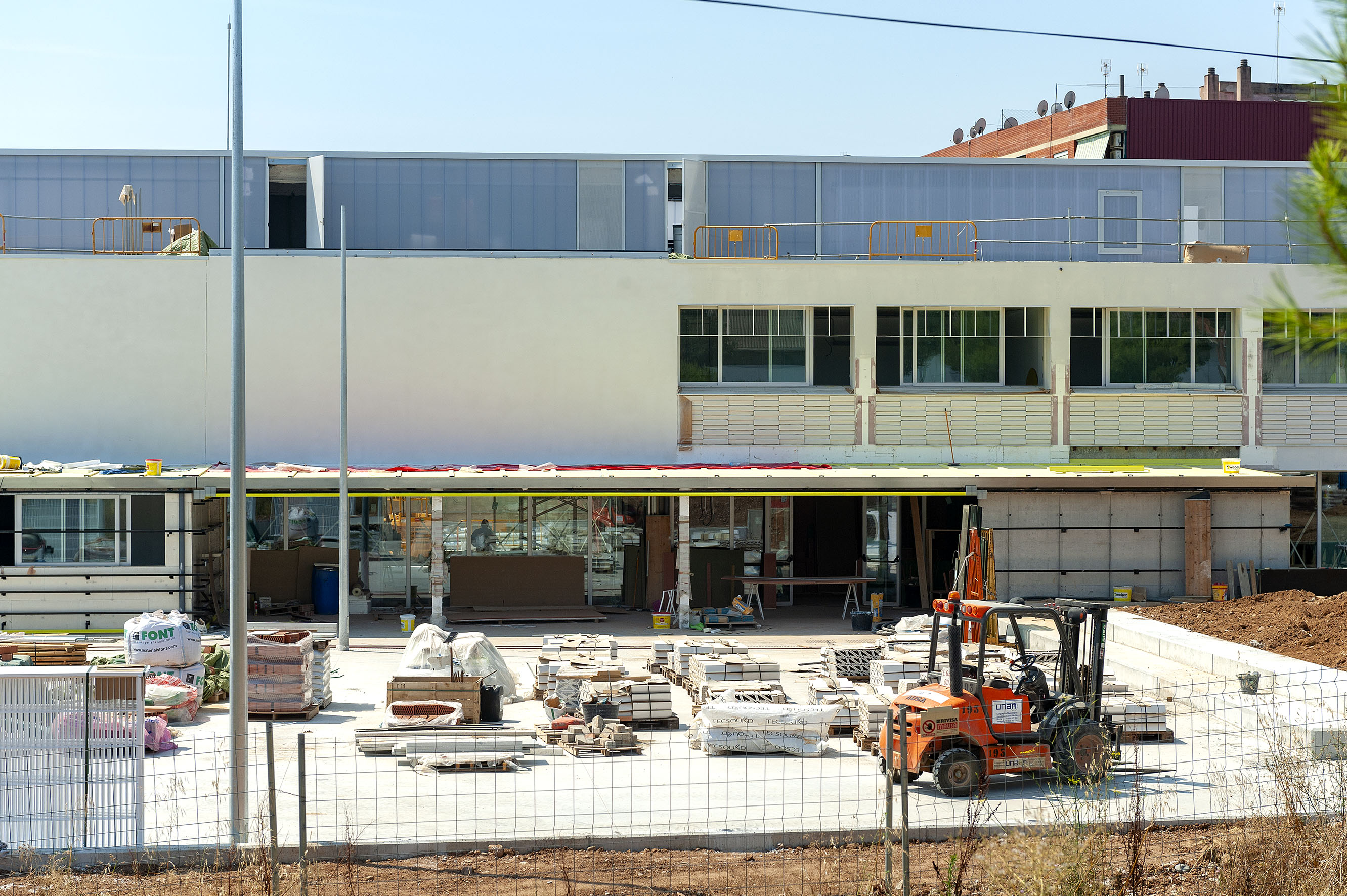 Les obres del nou edifici de l’escola Els Quatre Vents, al carrer Santa Madrona de Canovelles