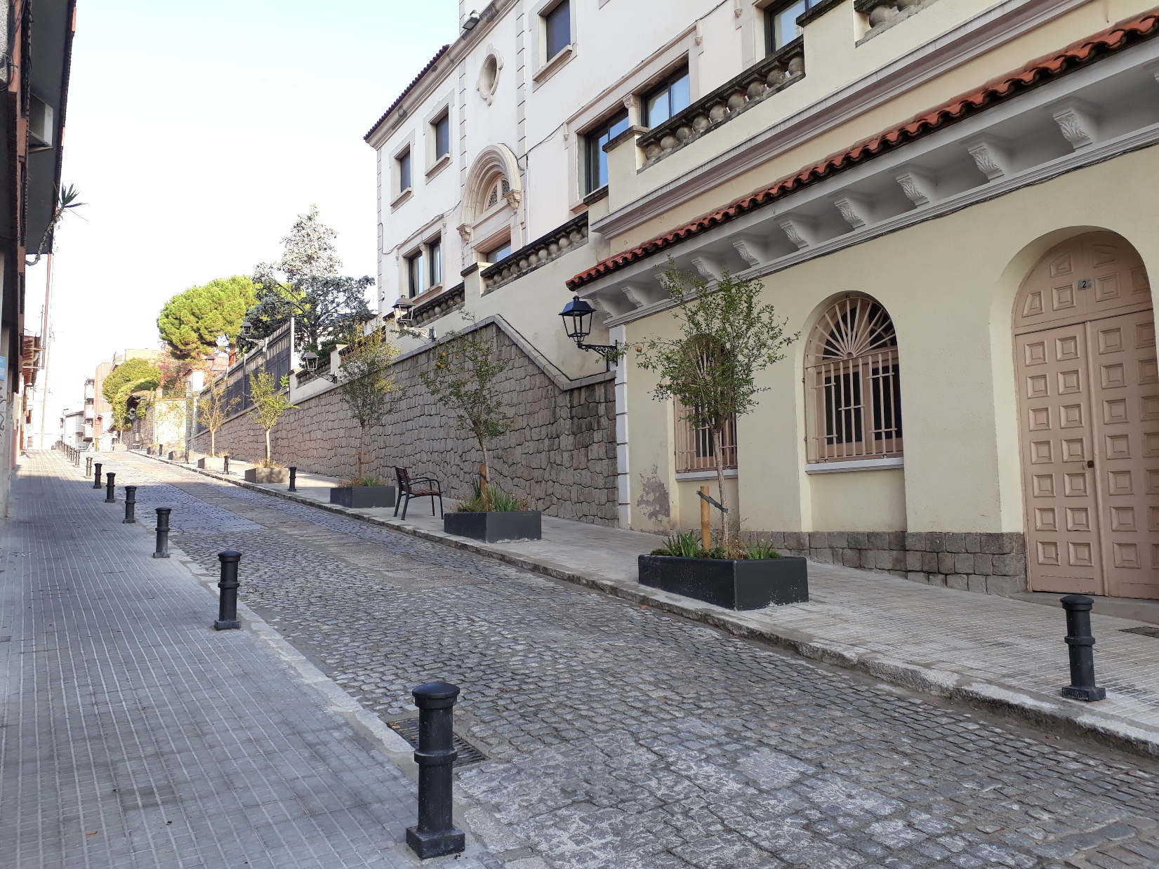 Al carrer Castelao, s'han ampliat les voreres