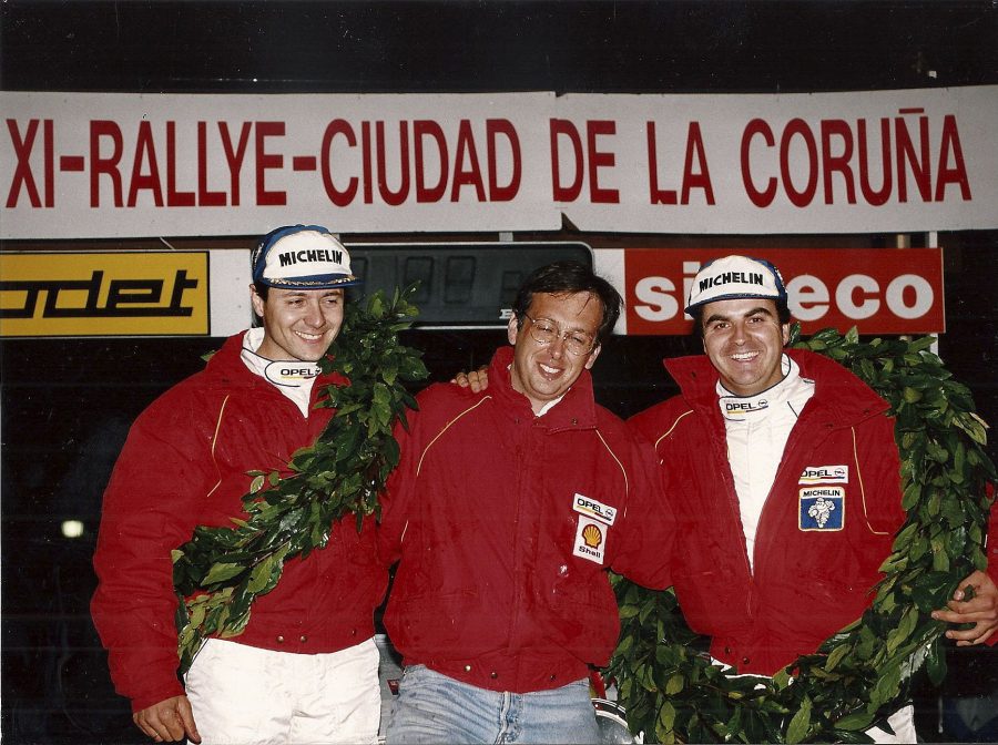 Kini Muntada, Josep M. Ferrer i Mia Bardolet celebren el títol el 21 de novembre de 1993 a la Corunya
