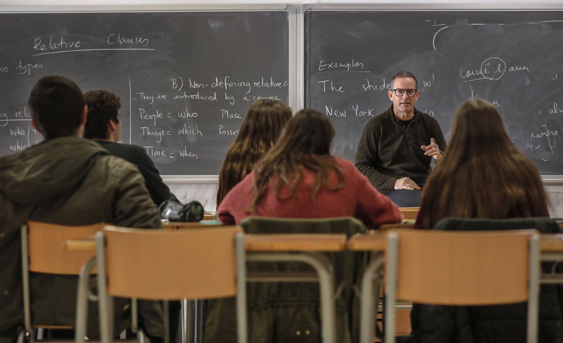 Alumnes de secundària d'un institut català rebent classes d'orientació educativa