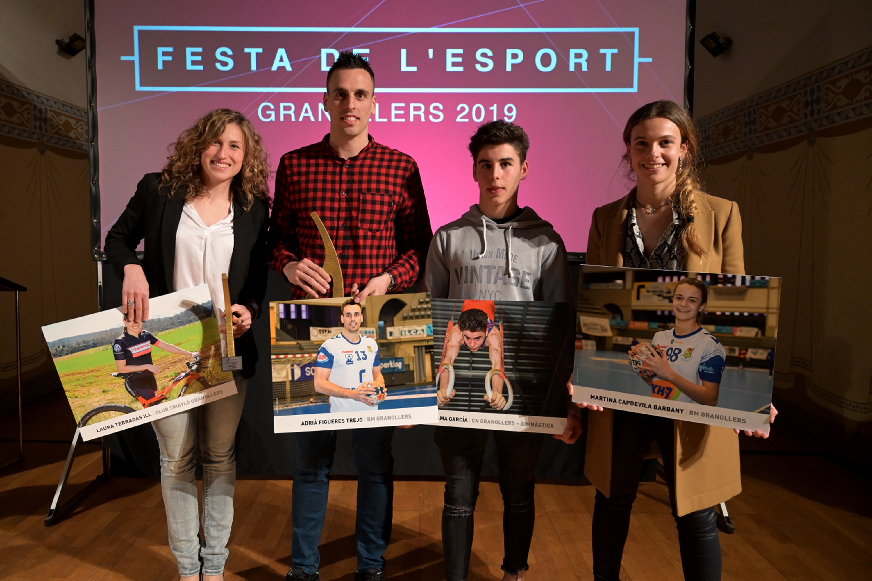 Laura Terradas, Adrià Figueras, Aitor Rama i Joana Capdevila (germana de la Martina que no va poder assistir a l'acte perquè està convocada per la selecció estatal de promeses)