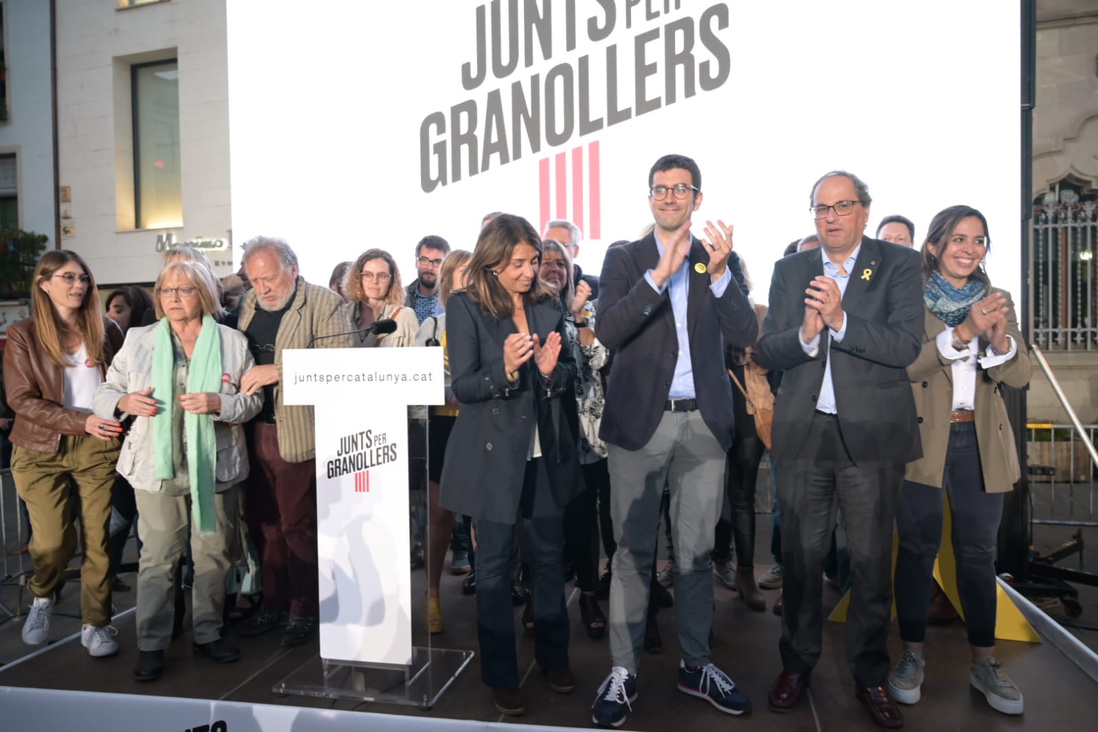 Sastre amb Budó i Torra i la resta de la candidatura