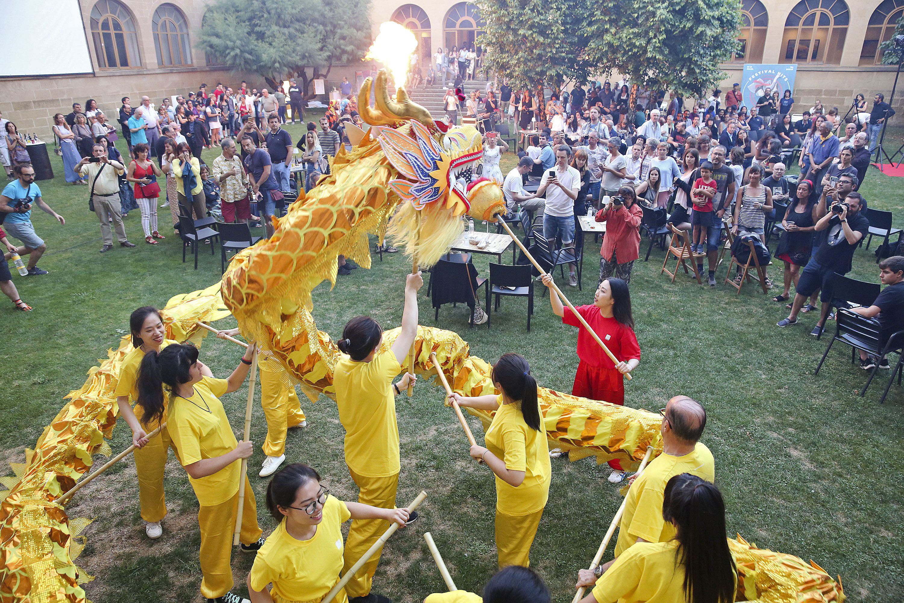 El drac xinès de l'Institut Confuci de Barcelona, en la festa de benvinguda del Festival Nits de Cinema Oriental