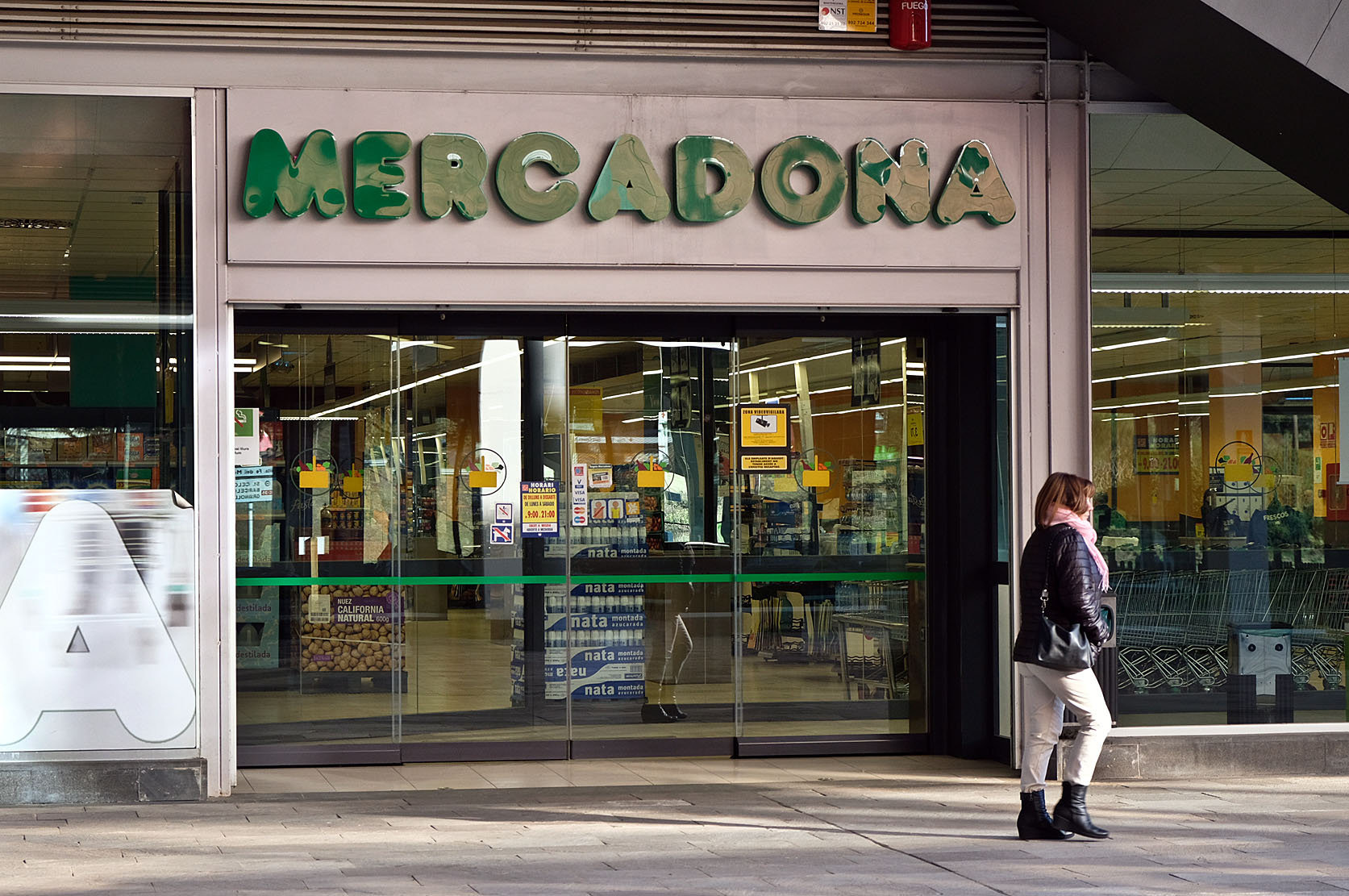 Mercadona, amb 16 establiments, és l'empresa amb més metres quadrats comercials a la comarca