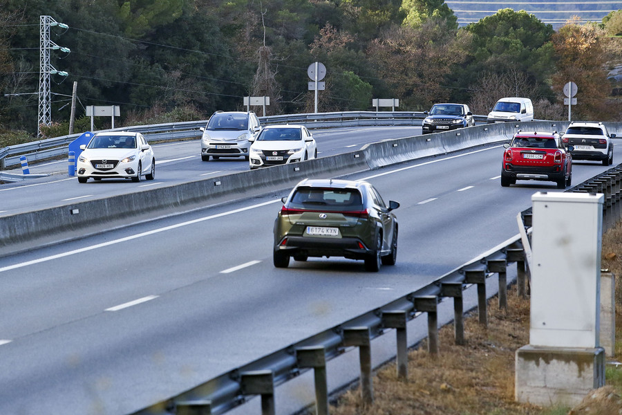 Vehicles transitant pel punt quilomètric 42,8 al Pinós, on en el darrer any s’hi han produït dos accidents mortals