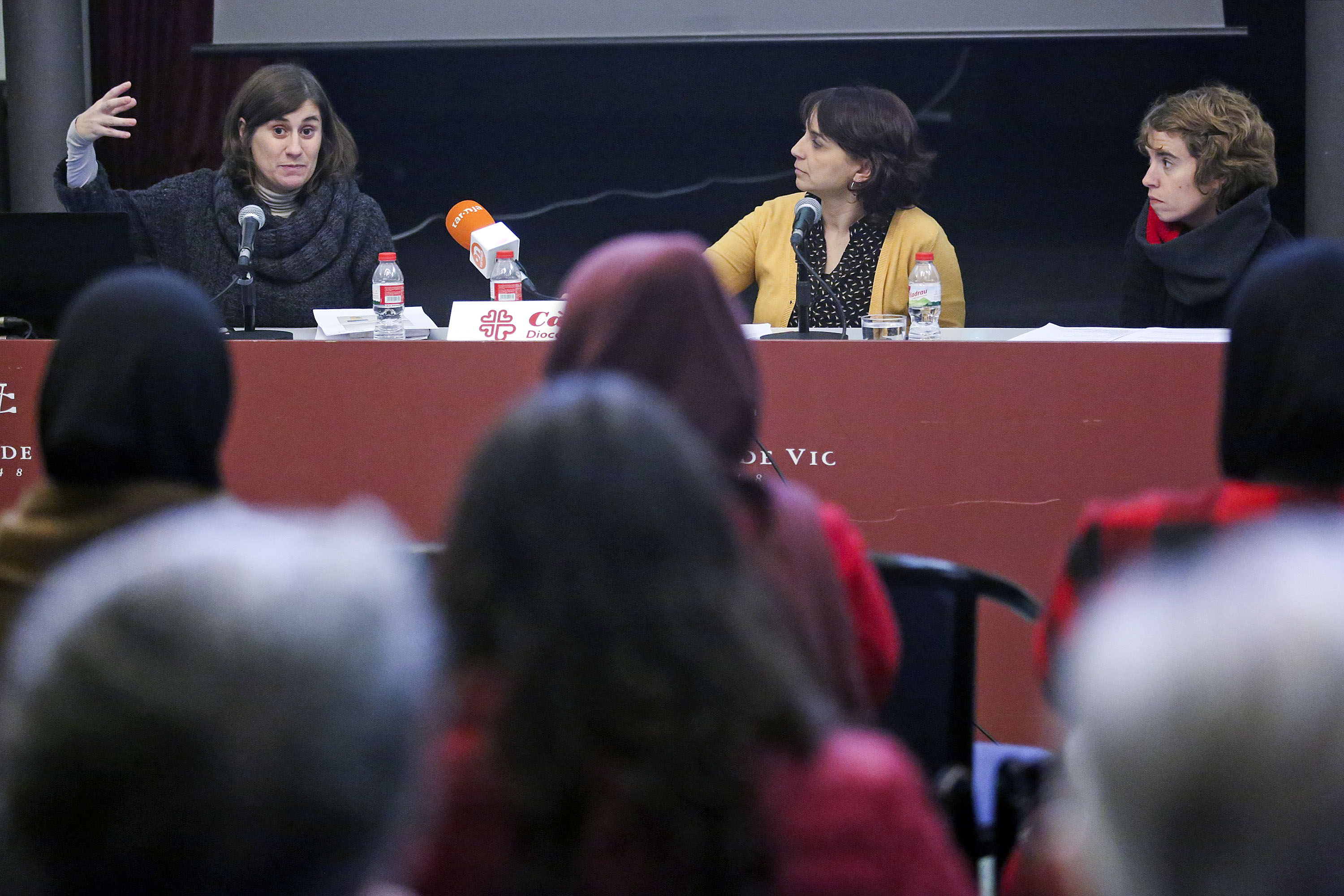 Sandra Ezquerra, Sandra Costa i Cristina Costa, dimarts passat al Casino de Vic