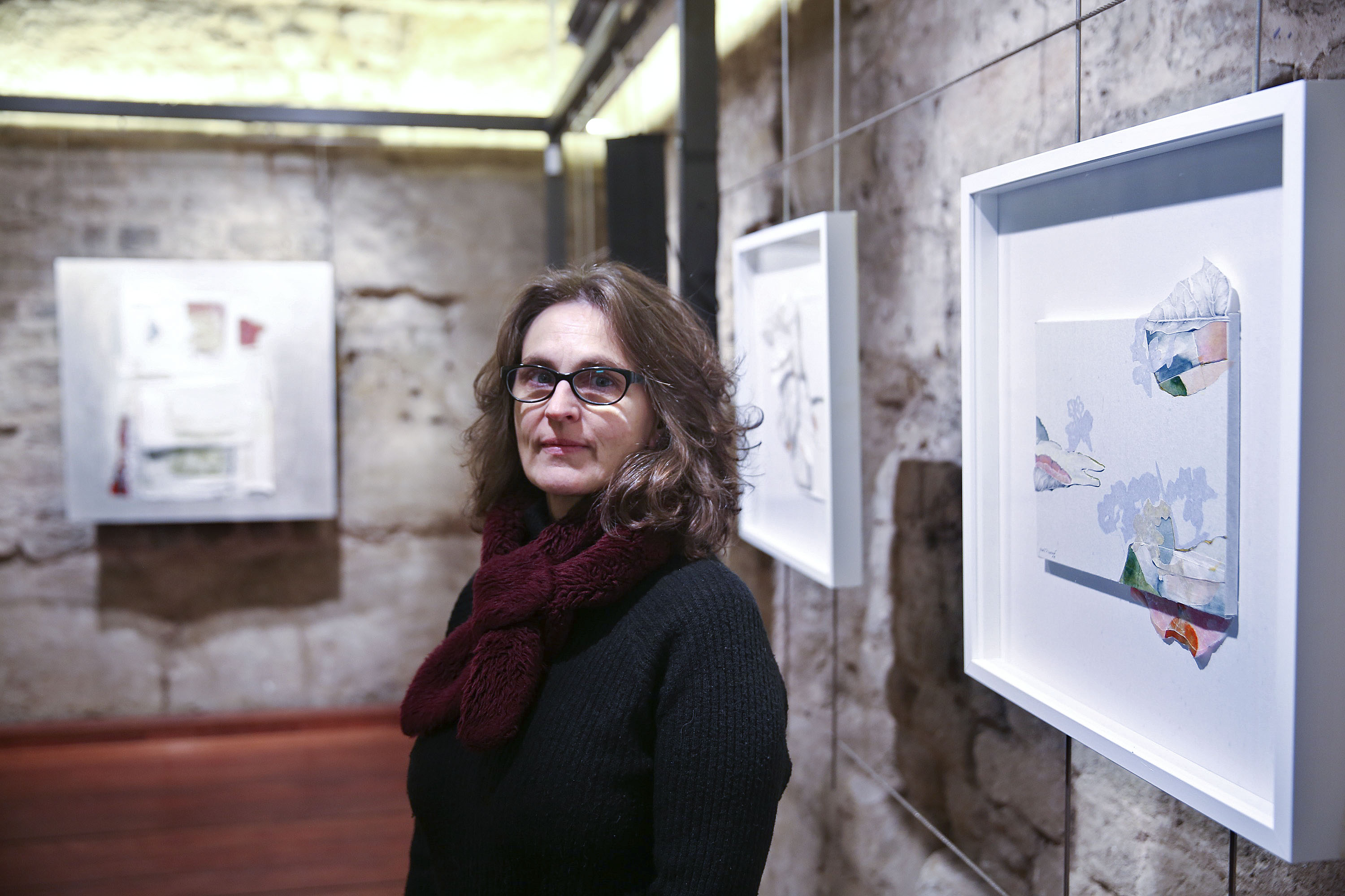 Mireia Puntí, al Temple Romà, on exposa les seves obres fins al dia 1 de març