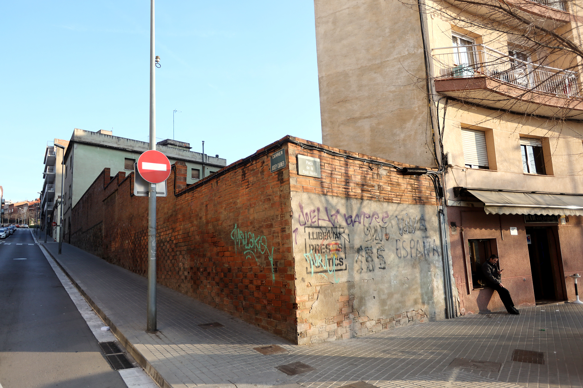 El solar del carrer Josep Carner, a tocar de la plaça de la Font Verda