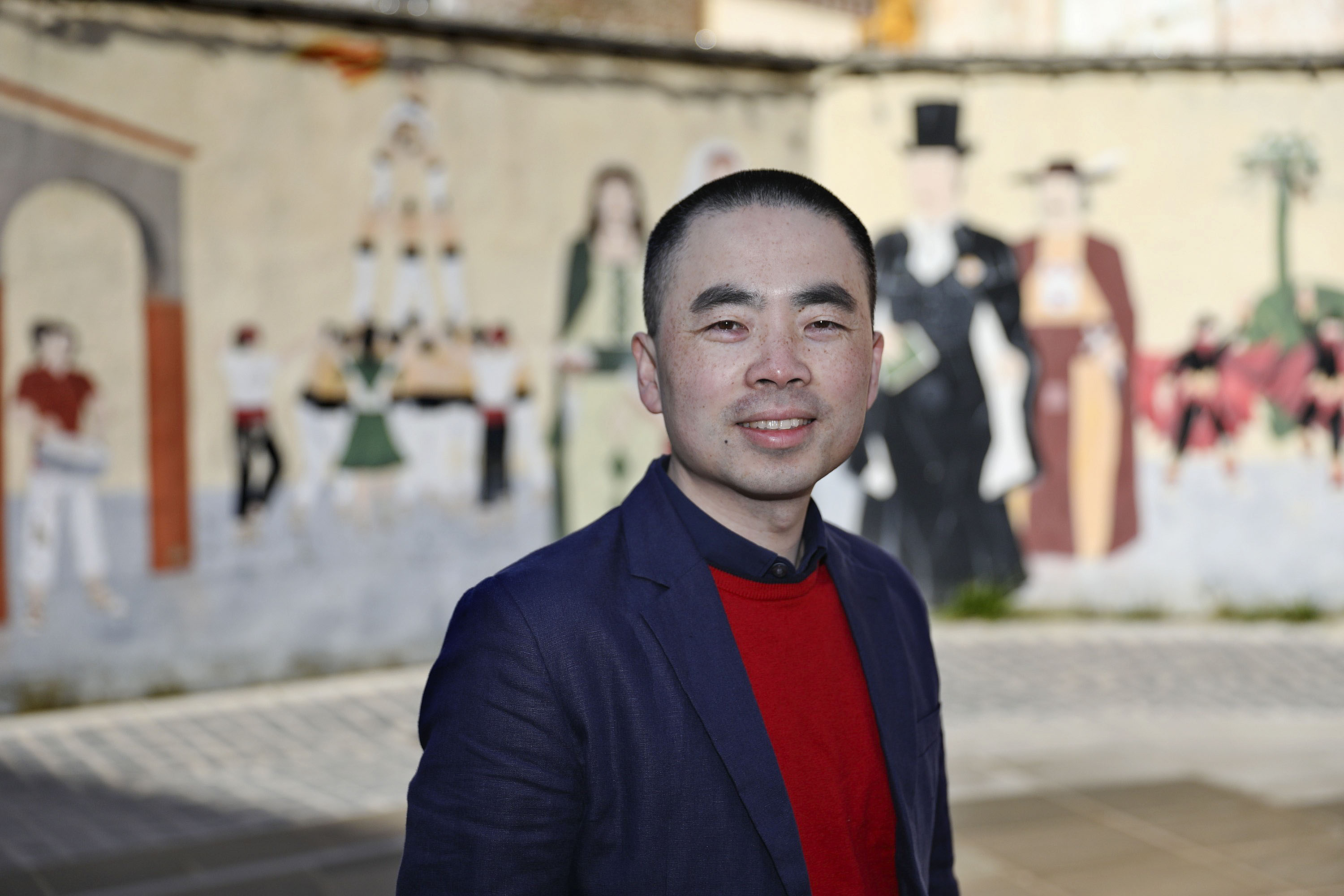 Chen Lin Jianqin, en una imatge de la setmana passada a la plaça Gaudí de Vic