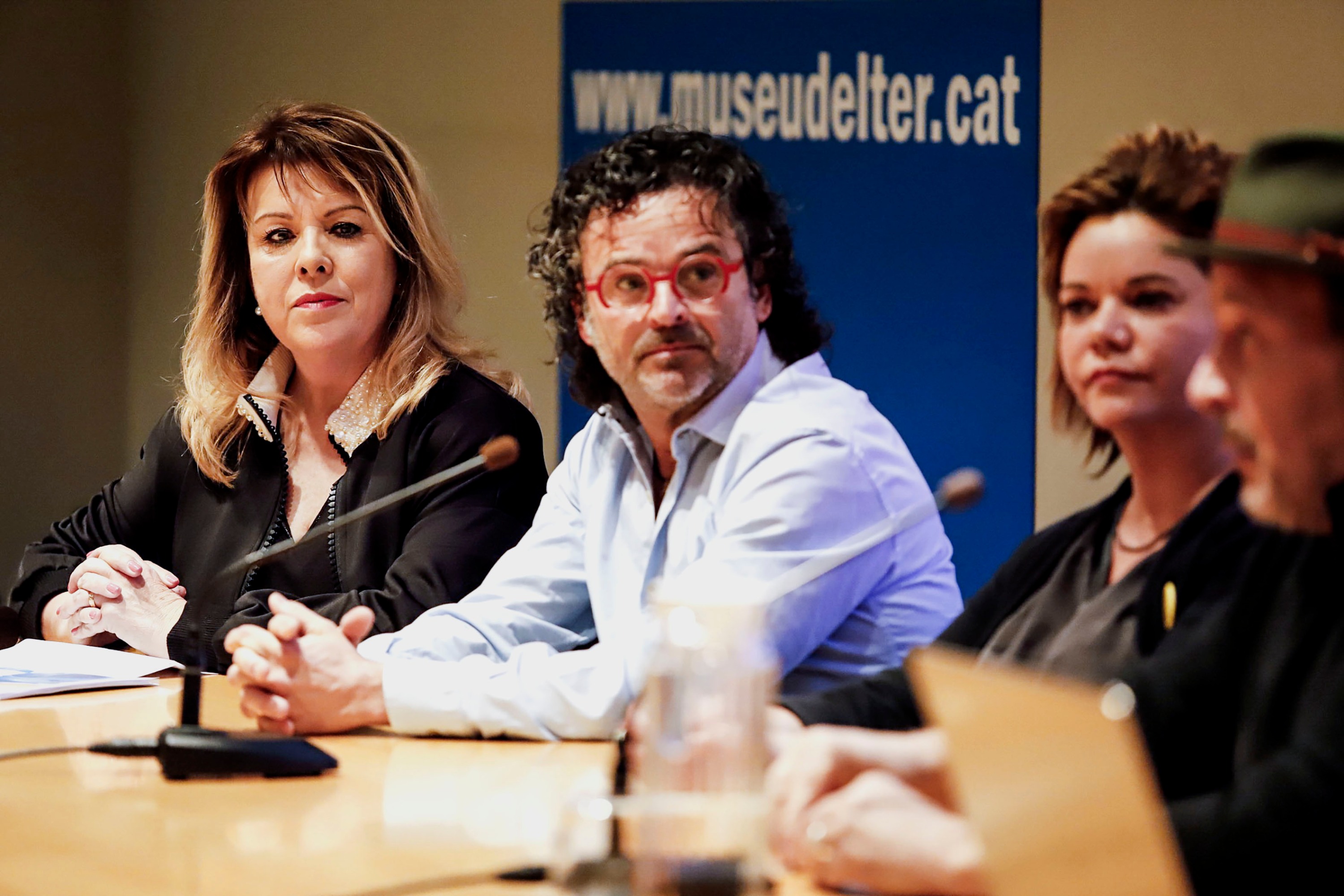 Fina Dalmau, Pep Poblet, Eva Font i Jordi Molina, divendres a la sala d’actes del Museu del Ter, durant la presentació del documental