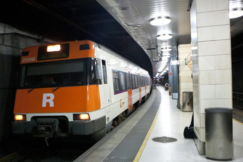 Un tren de Rodalies a Barcelona