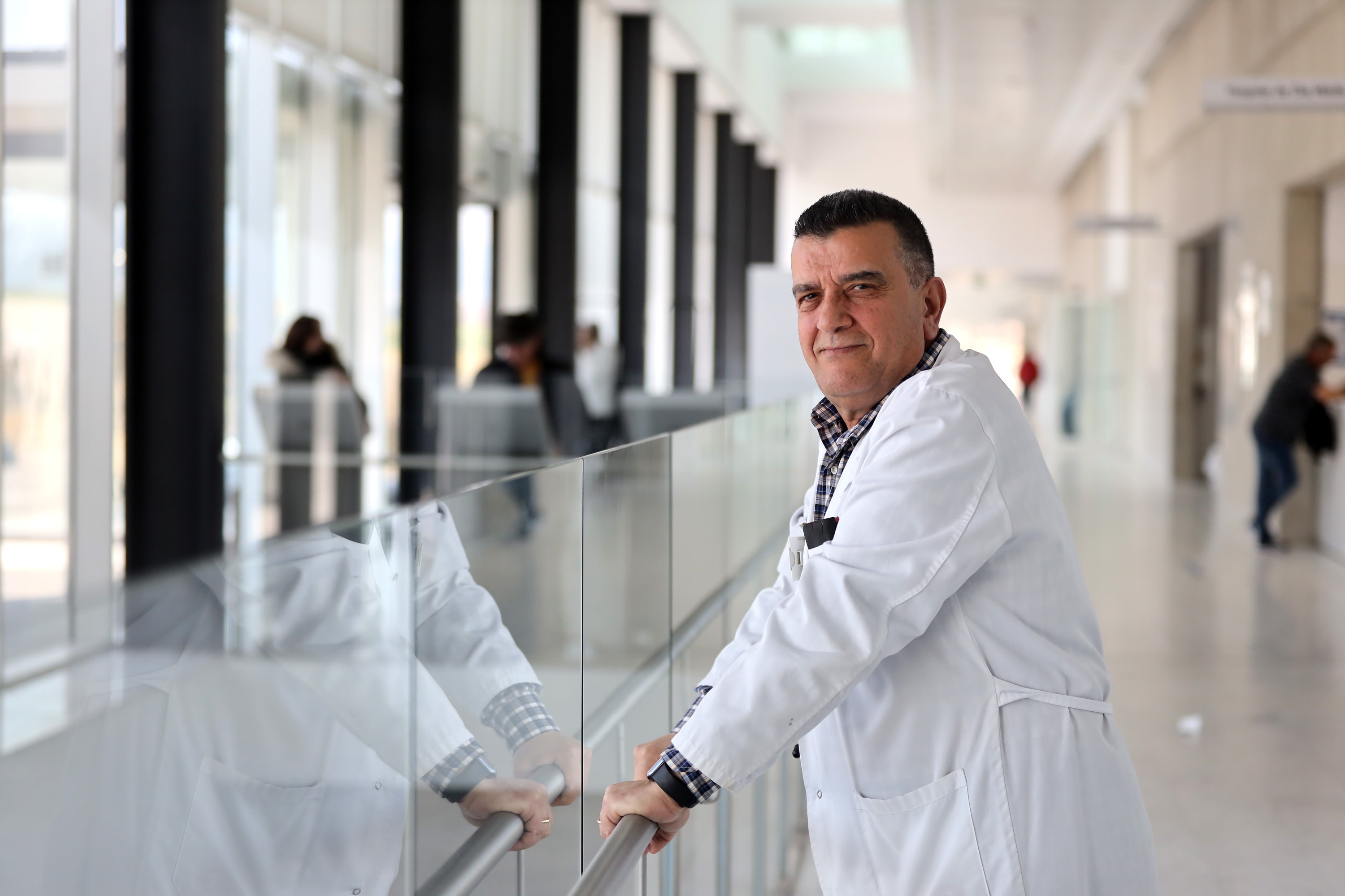 Omar Ibrik, metge de l'Hospital de Mollet