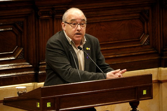 El conseller d'Educació, Josep Bargalló, al ple del Parlament el 5 de març del 2020