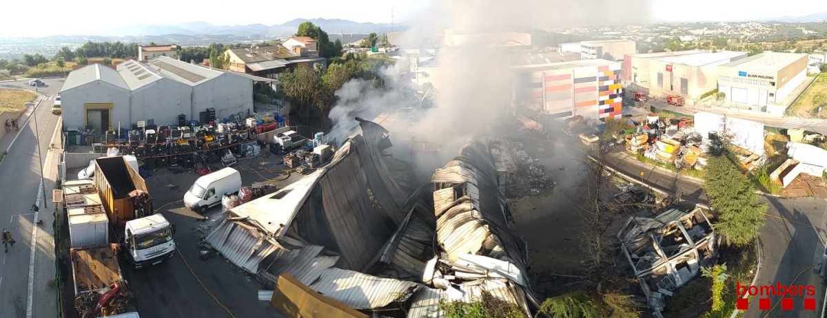 Imatge de l'empresa afectada pel foc