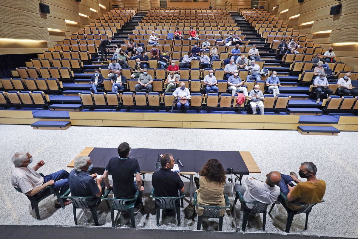 Una assemblea del PDeCAT d'Osona, aquest juliol a Seva
