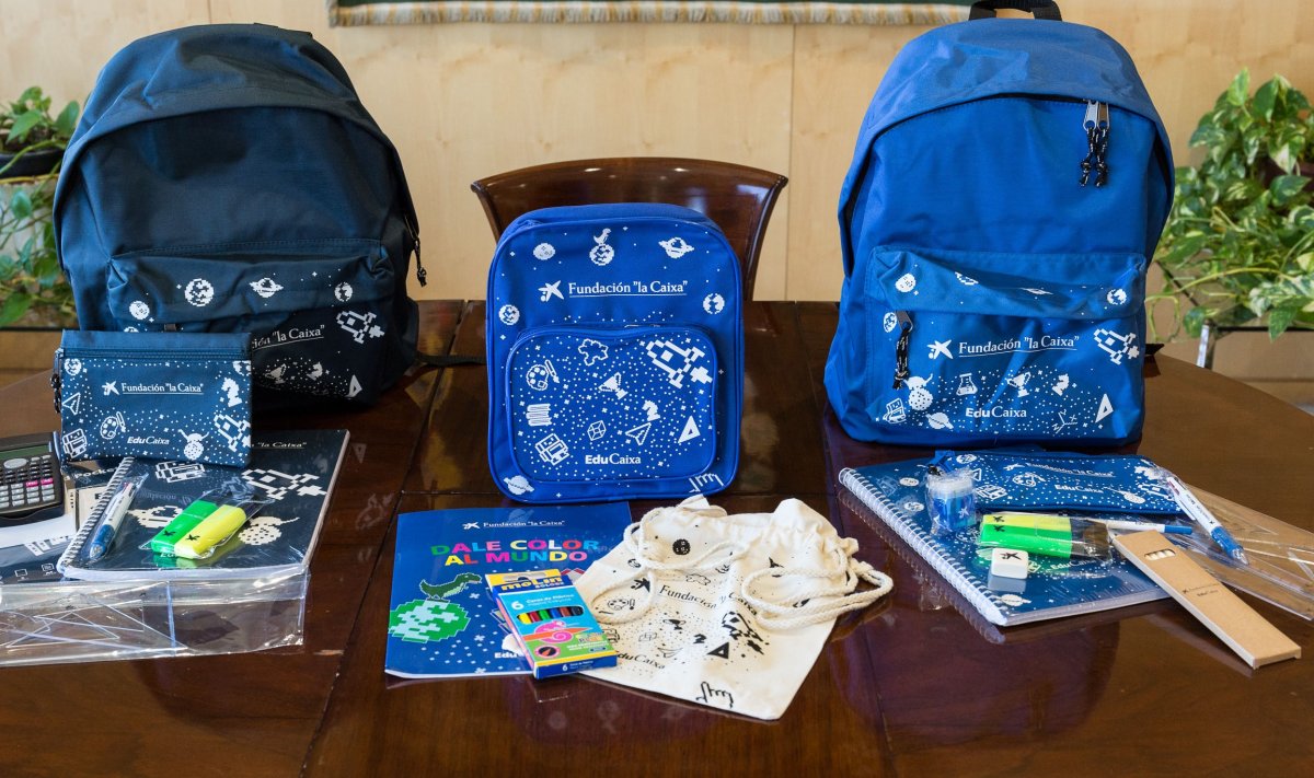 S'han repartit més de 17.500 kits escolars