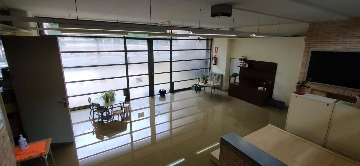 Interior de l'escola Els Pinetons inundat