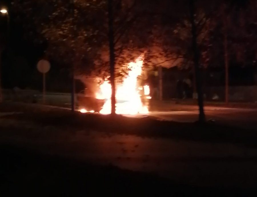 El vehicle en flames aquest dimarts al vepsre