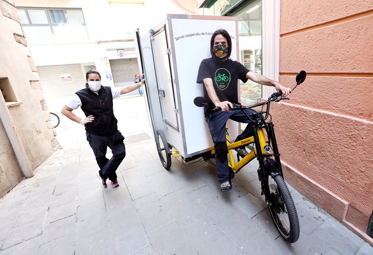 Un tricicle amb motor elèctric que ha incorporat Granollers Pedala per fer repartiments a la ciutat