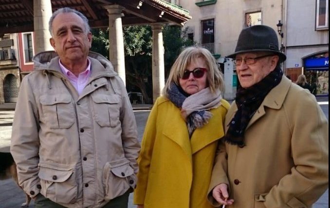 Fermin Gutíérrez, Cristina Tarrés i Paco Mora fa un any a la Porxada