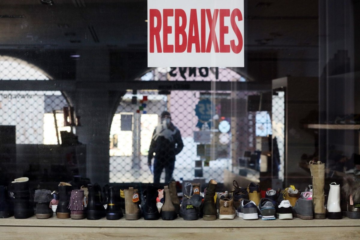 Una botiga de sabates a Granollers tancada un dissabte per les restriccions de la Covid-19