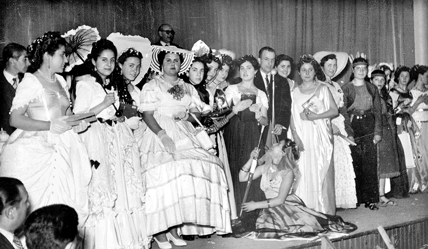 Ball de Carnaval a Mollet del Vallès dels anys 50