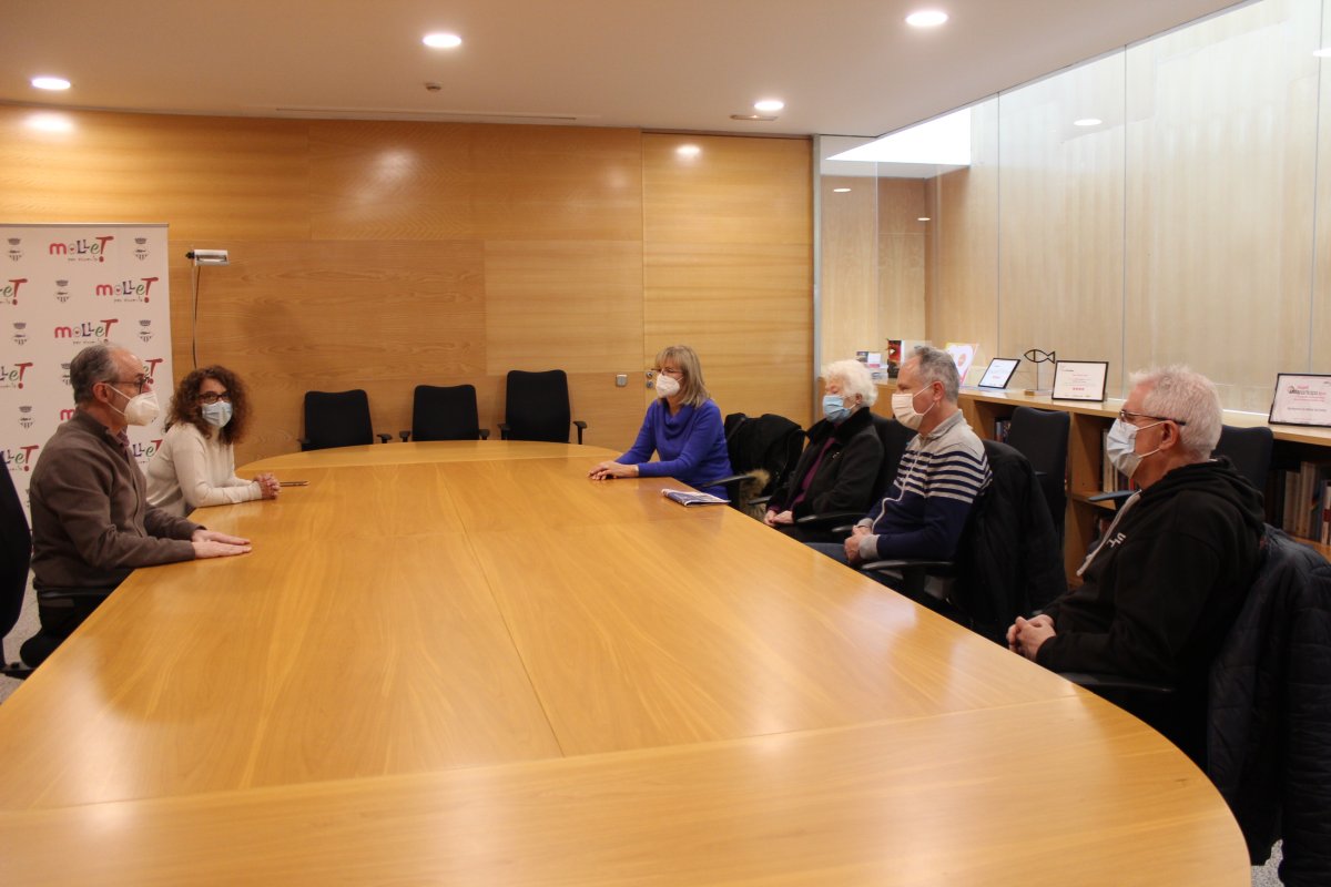 La trobada entre familiars de Marta López i els responsables municipals