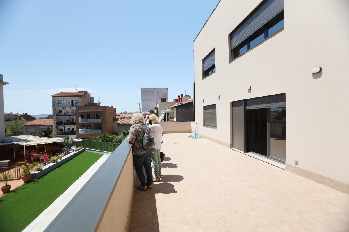 La terrassa del bloc dels pisos tutelats