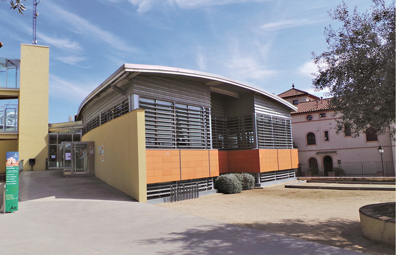 La biblioteca Josep Badia i Moret és un dels equipaments que es beneficiaran de la caldera