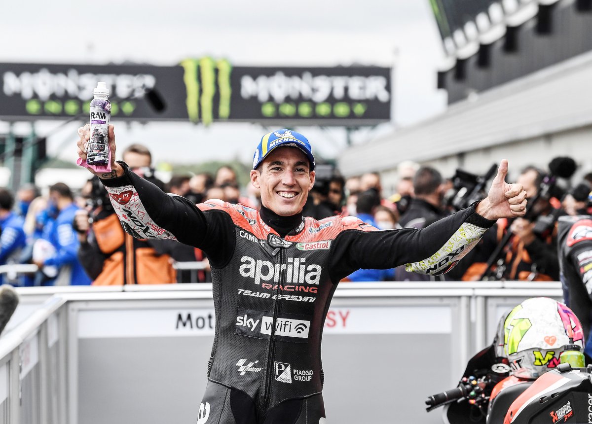 Aleix va desfermar l'eufòria, després del seu segon podi a Moto GP i el primer de la història d'Aprilia a la categoria reina.