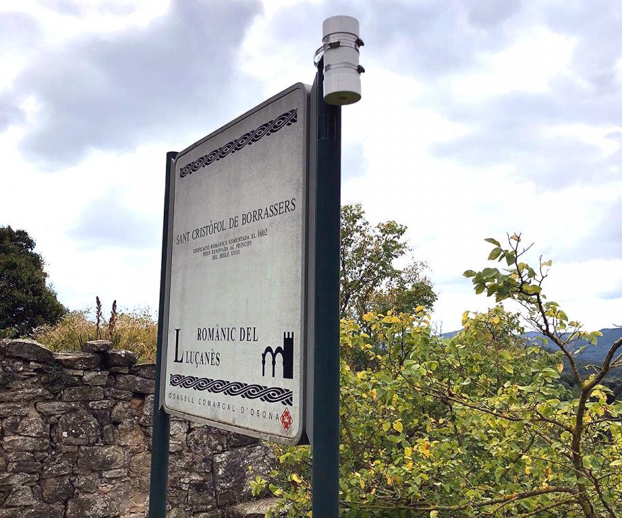 Un dels aparells per a l’observació instal·lat a Sant Cristòfol de Borrassers