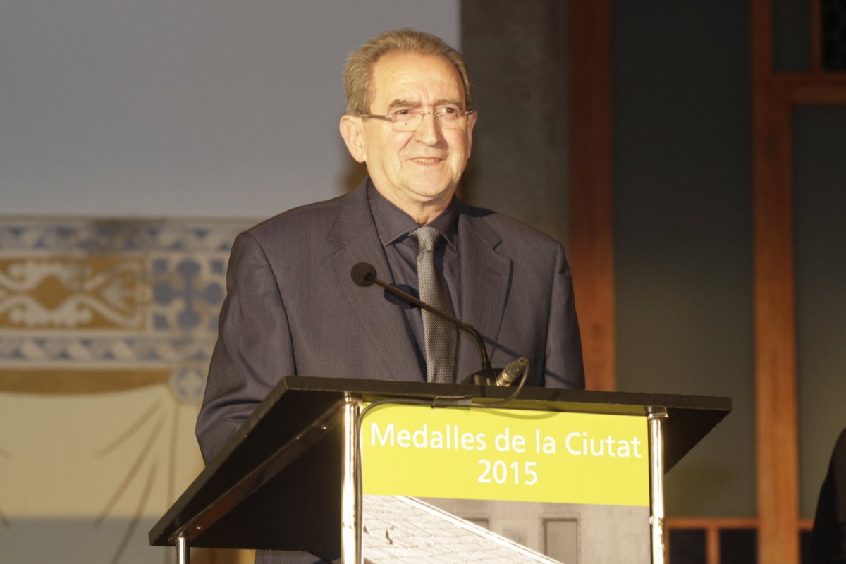 Francesc Jané Carrencà el desembre de 2015 després de recollir la Medalla de la ciutat