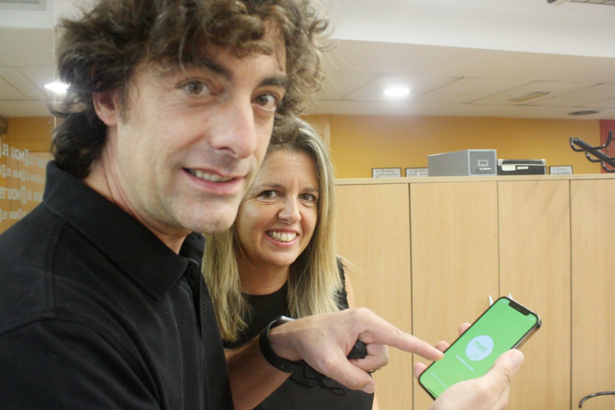 Òscar Calls i Mariví Zafra, cofundadors de l'empresa amb l'app